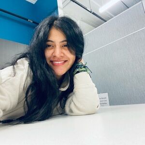 Meet your Posher, Helen